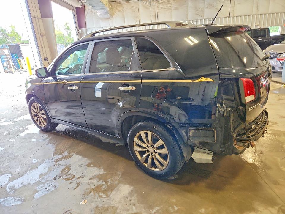 63571436 :رقم المزاد ، 5XYKW4A2XBG092942 vin ، 2011 Kia Sorento مزاد بيع
