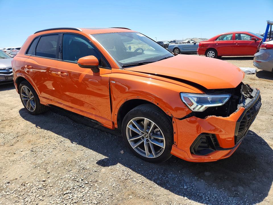 64154716 :رقم المزاد ، WA1DECF36S1004695 vin ، 2025 Audi Q3 مزاد بيع