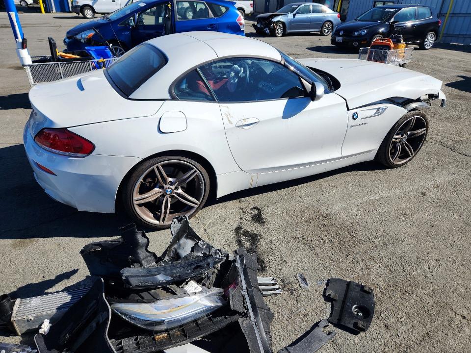 66617136 :رقم المزاد ، WBALM1C52GE634936 vin ، 2016 Bmw Z4 مزاد بيع