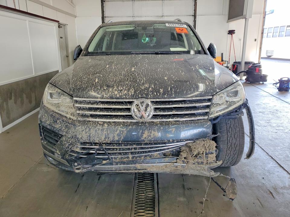 Продажа на аукционе авто 2015 Volkswagen Touareg, vin: WVGEF9BP3FD005483, номер лота: 65937686