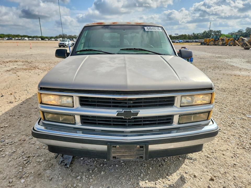 1999 Chevrolet Tahoe მანქანა იყიდება აუქციონზე, vin: 1GNEC13R4XJ435872, აუქციონის ნომერი: 64848216