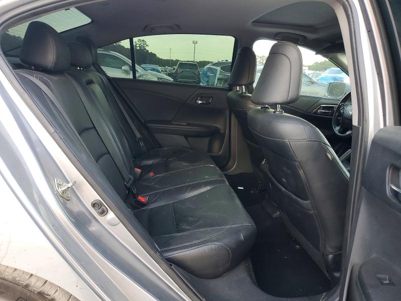 Продажа на аукционе авто 2016 Honda Accord, vin: 1HGCR2F89GA050073, номер лота: 66106116