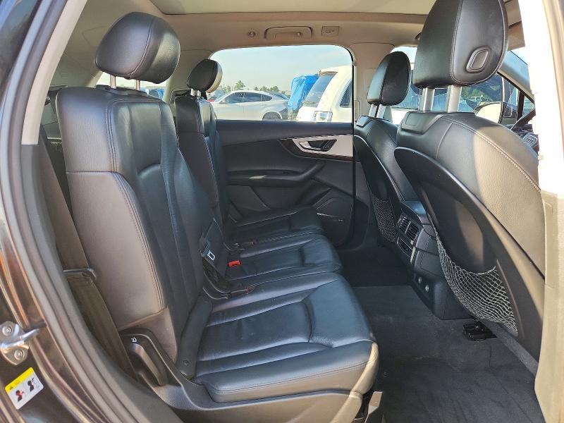 2019 Audi Q7 მანქანა იყიდება აუქციონზე, vin: WA1LHAF74KD040054, აუქციონის ნომერი: 64292276