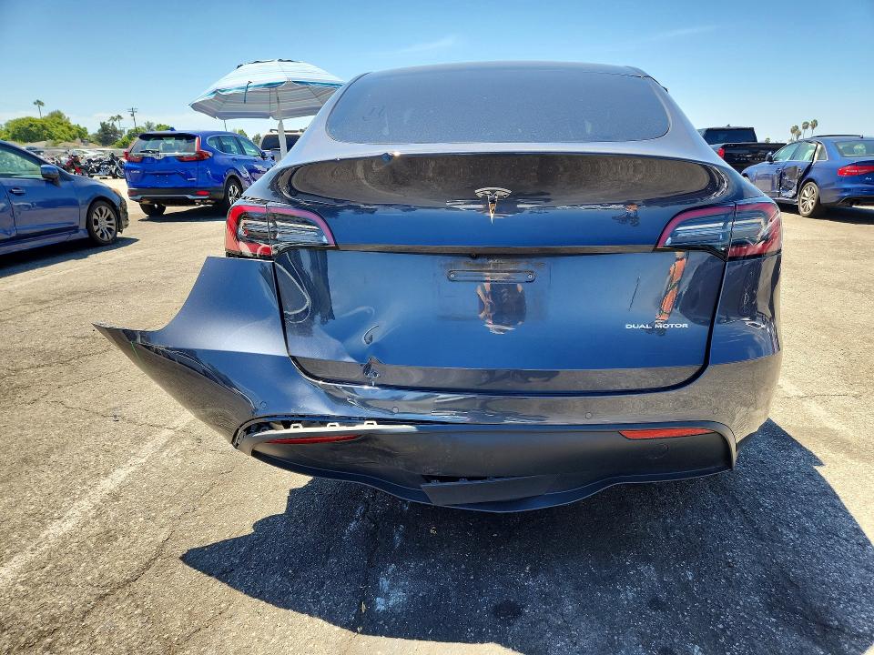 65501976 :رقم المزاد ، 5YJYGDEE0MF149025 vin ، 2021 Tesla Model Y مزاد بيع