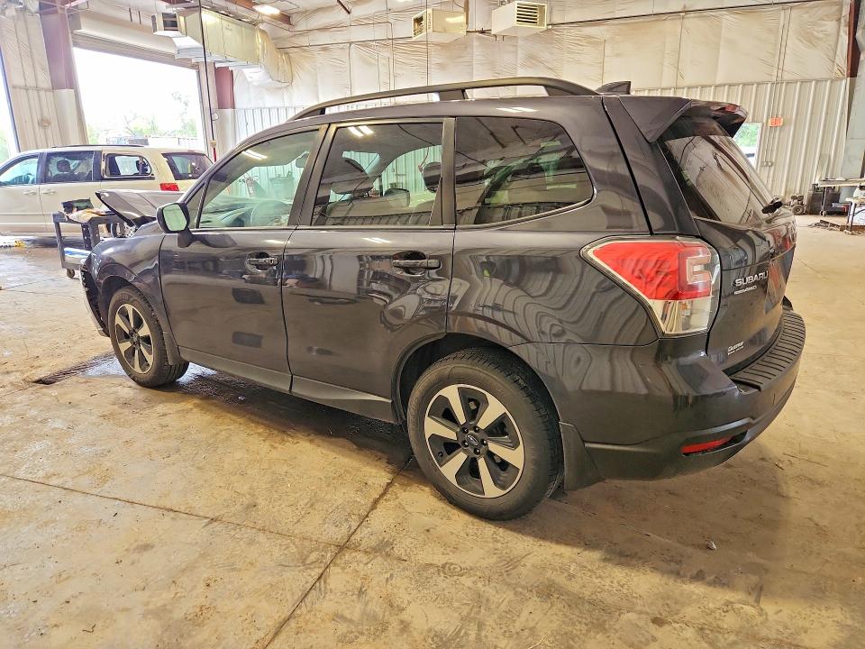 Продаж на аукціоні авто 2018 Subaru Forester, vin: JF2SJAEC6JG527288, номер лоту: 64614086