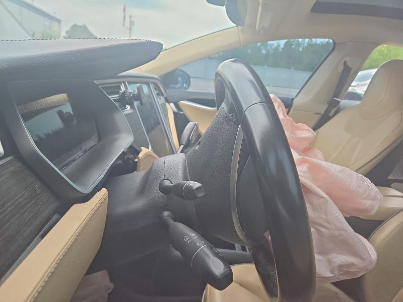 Продажа на аукционе авто 2014 Tesla Model S, vin: 5YJSA1H17EFP44194, номер лота: 63643526