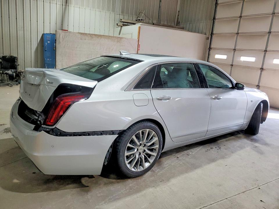 64630116 :رقم المزاد ، 1G6KD5RS3JU108091 vin ، 2018 Cadillac Ct6 مزاد بيع