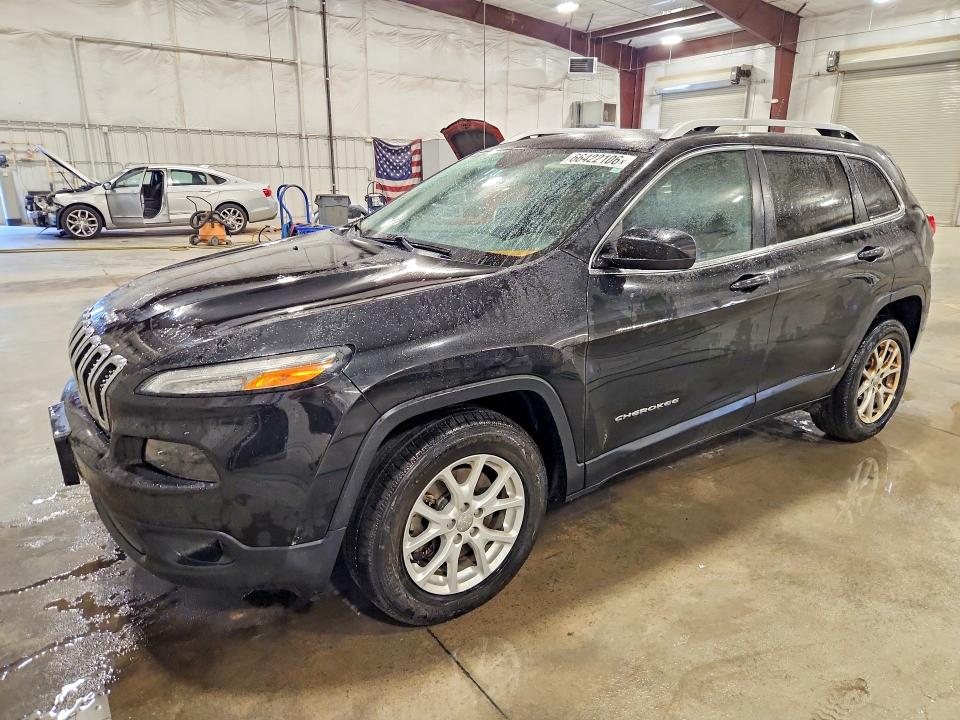 66422106 :رقم المزاد ، 1C4PJMCS1FW773842 vin ، 2015 Jeep Cherokee مزاد بيع