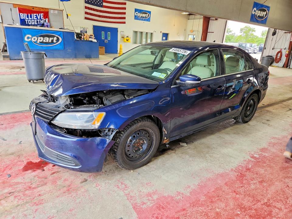 64665726 :رقم المزاد ، 3VWDP7AJ9DM423110 vin ، 2013 Volkswagen Jetta مزاد بيع