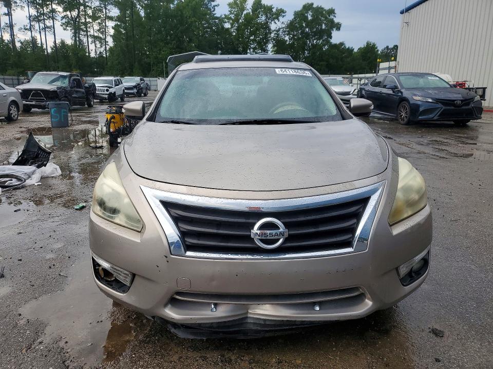 Продажа на аукционе авто 2015 Nissan Altima, vin: 1N4AL3AP1FC164587, номер лота: 64118636