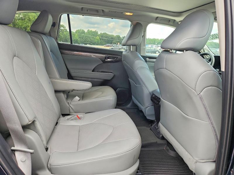 64326316 :رقم المزاد ، 5TDEBRCHXRS633492 vin ، 2024 Toyota Highlander Hybrid مزاد بيع