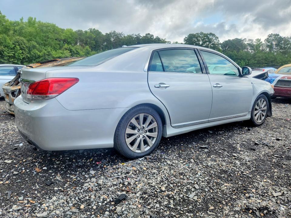 2011 Toyota Avalon მანქანა იყიდება აუქციონზე, vin: 4T1BK3DB5BU377432, აუქციონის ნომერი: 63556856