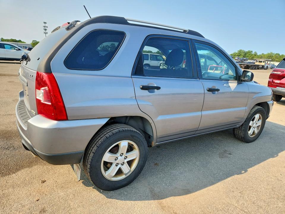 2009 Kia Sportage მანქანა იყიდება აუქციონზე, vin: KNDJE723997584022, აუქციონის ნომერი: 64775896