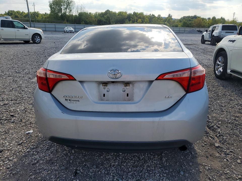 Aukcja sprzedaży 2018 Toyota Corolla, vin: 5YFBURHE5JP829753, numer aukcji: 66636406