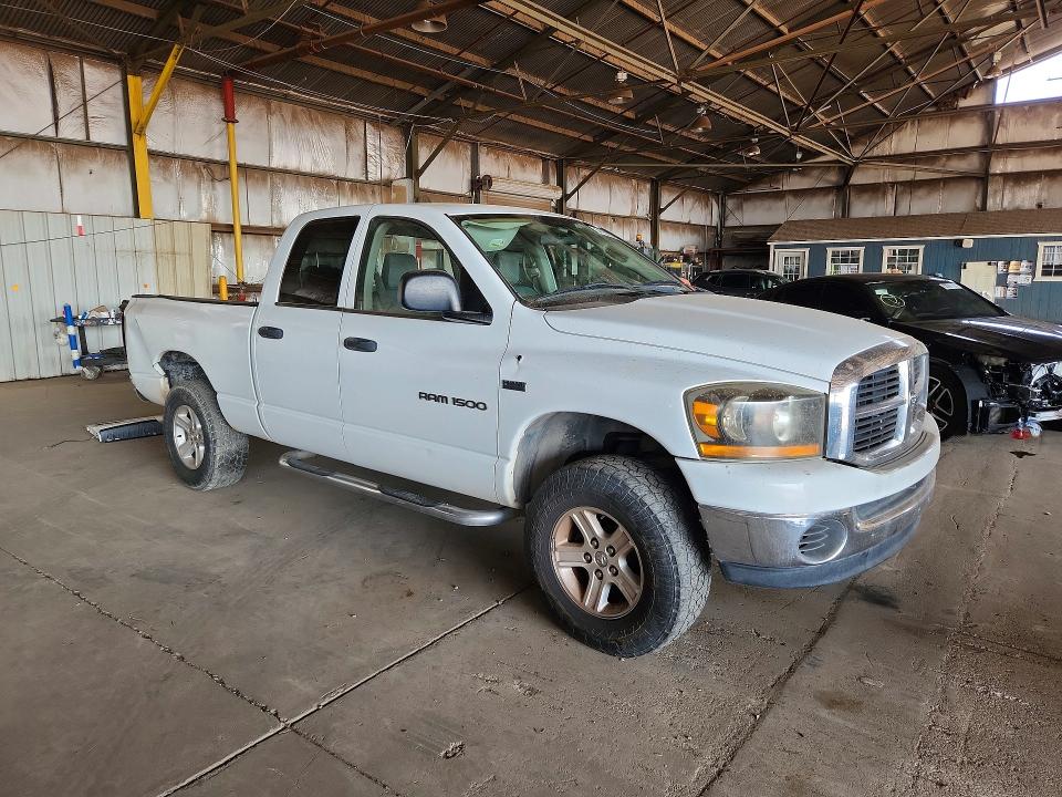 2006 Dodge Ram 1500 მანქანა იყიდება აუქციონზე, vin: 1D7HU18206S524576, აუქციონის ნომერი: 64162726