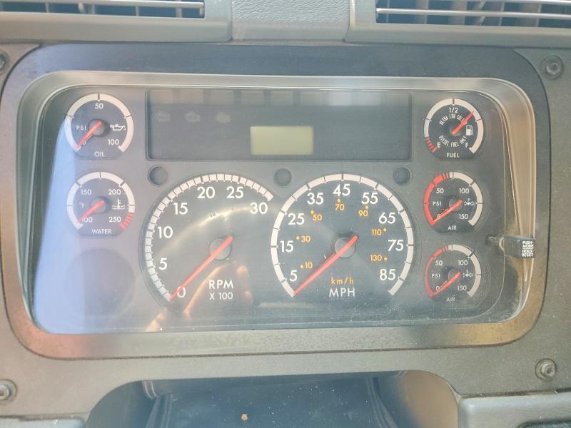 2010 Freightliner Cascadia 125 მანქანა იყიდება აუქციონზე, vin: 1FUJGEDR3ALAV5575, აუქციონის ნომერი: 64261336
