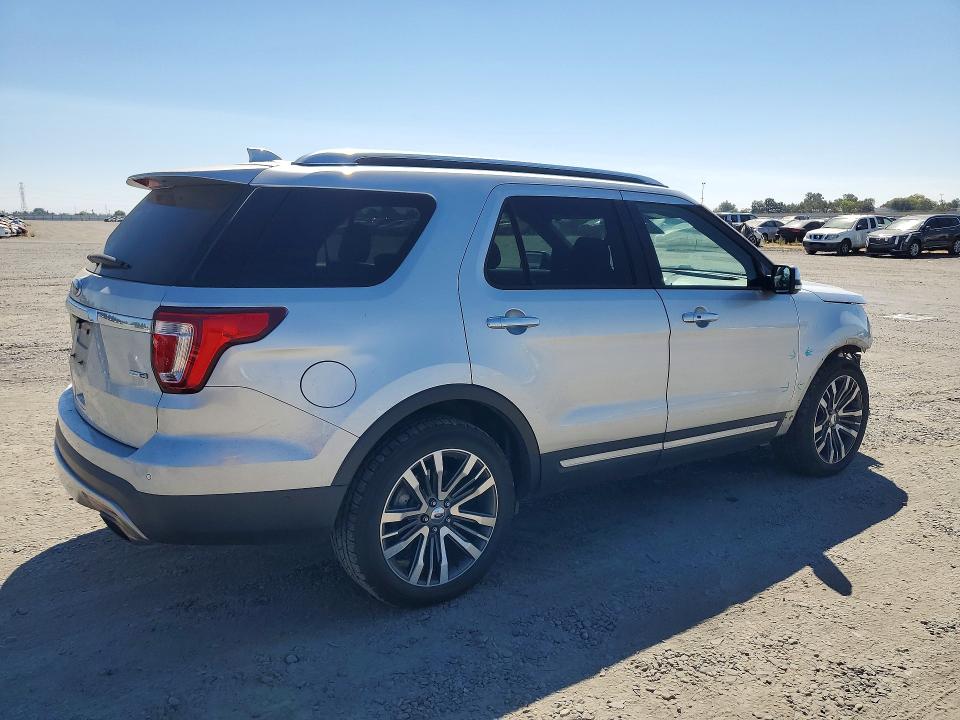 65163406 :رقم المزاد ، 1FM5K8HT4HGE00249 vin ، 2017 Ford Explorer مزاد بيع