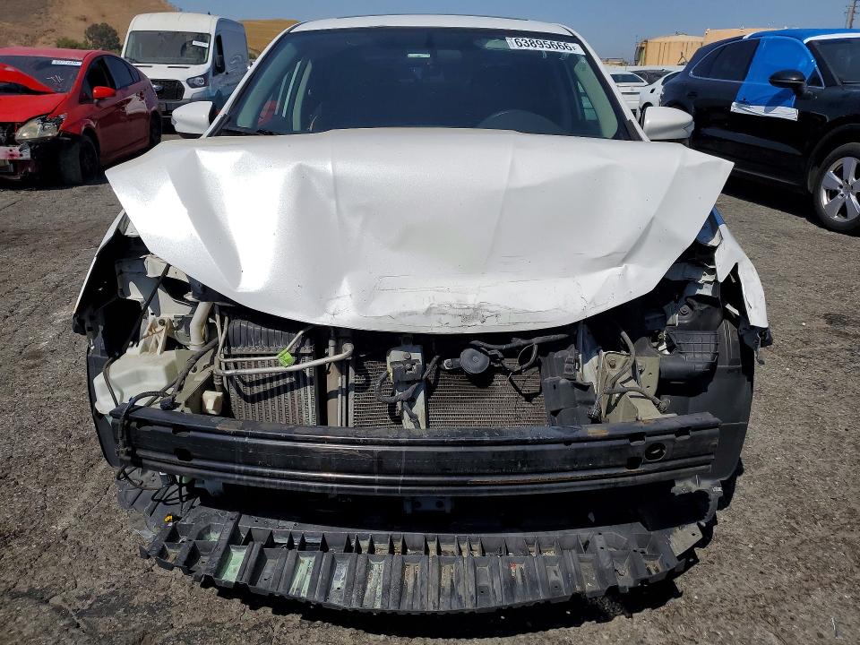 63895666 :رقم المزاد ، 3N1CB7APXHY238471 vin ، 2017 Nissan Sentra مزاد بيع