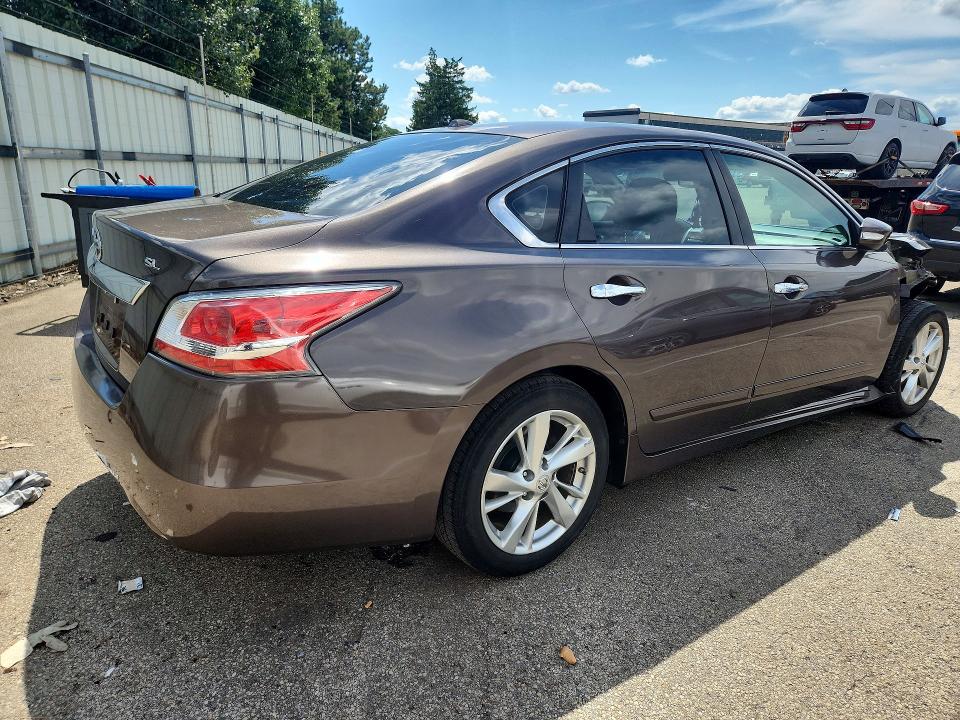 Auction sale of the 2015 Nissan Altima, vin: 1N4AL3APXFN356935, lot number: 65665706