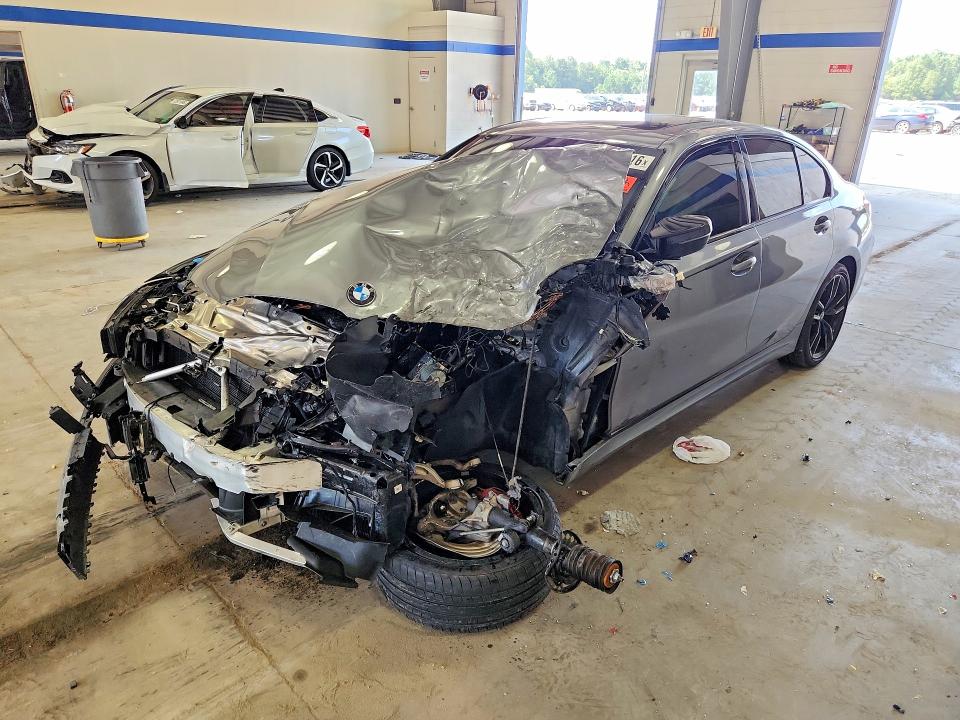 64760216 :رقم المزاد ، 3MW49FS07R8E80030 vin ، 2024 Bmw M340i مزاد بيع