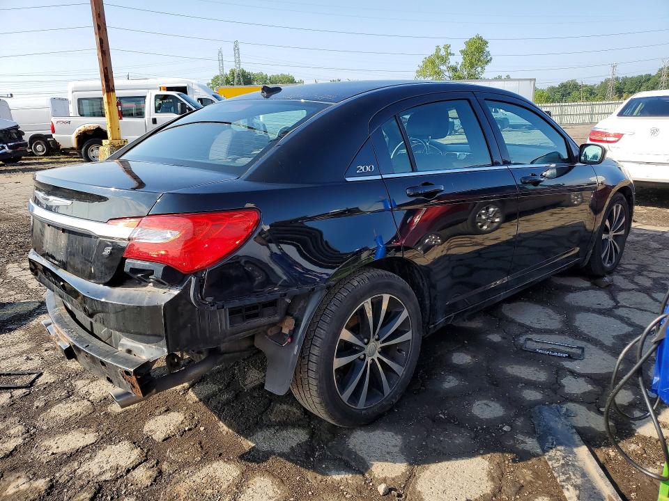 56083896 :رقم المزاد ، 1C3CCBBG8CN257655 vin ، 2012 Chrysler 200 مزاد بيع