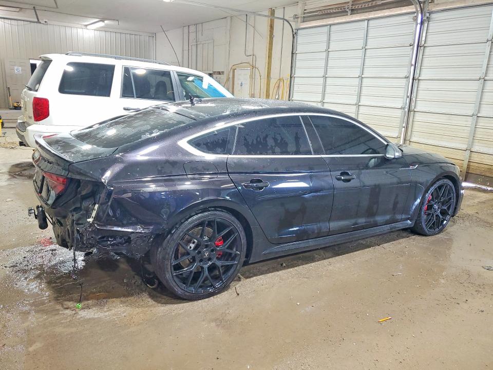 Продаж на аукціоні авто 2019 Audi Rs5, vin: WUABWCF57KA907758, номер лоту: 63919596
