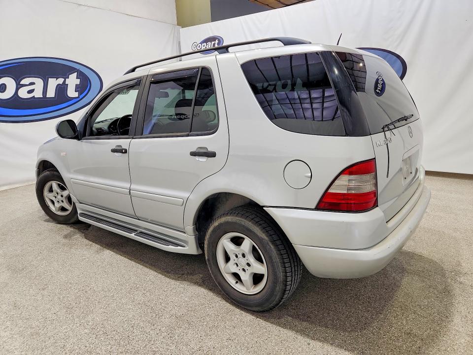 Продаж на аукціоні авто 2000 Mercedes-benz Ml, vin: 4JGAB54E1YA188305, номер лоту: 65868656