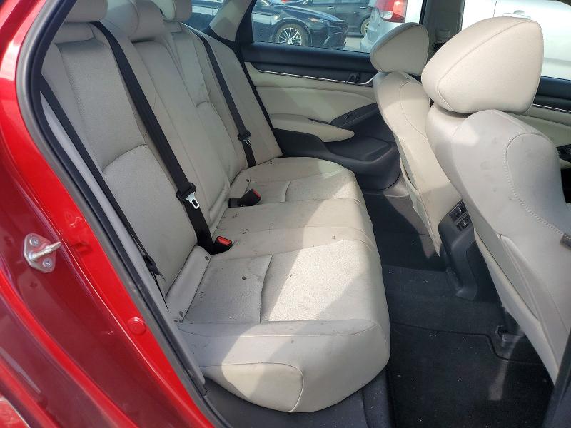 63459876 :رقم المزاد ، 1HGCV1F44JA065025 vin ، 2018 Honda Accord مزاد بيع
