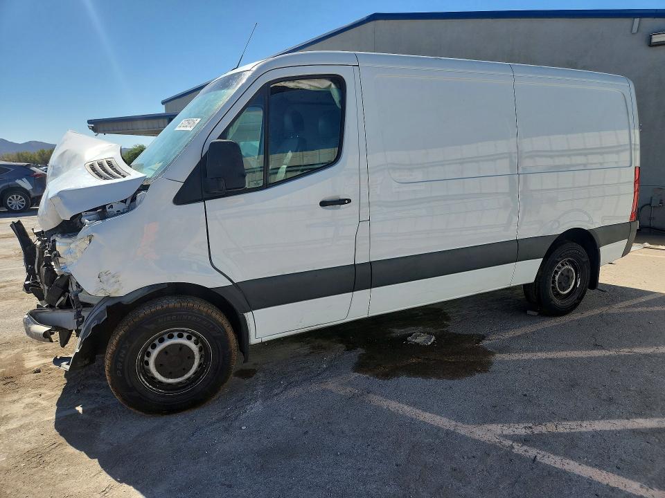 62725916 :رقم المزاد ، WD4PF0CD1KT007932 vin ، 2019 Mercedes-benz Sprinter مزاد بيع