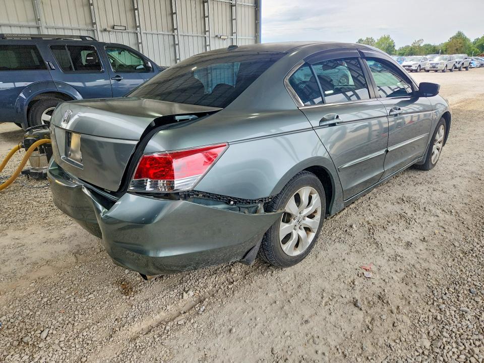 Продажа на аукционе авто 2008 Honda Accord, vin: JHMCP26808C044204, номер лота: 65460226