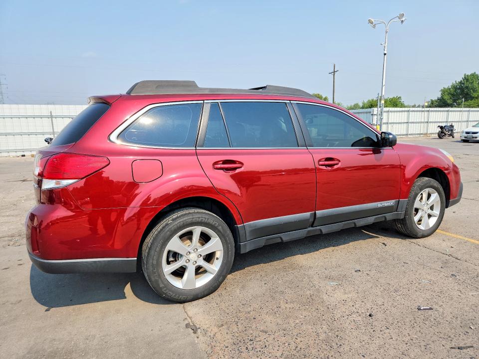 2014 Subaru Outback მანქანა იყიდება აუქციონზე, vin: 4S4BRCAC4E3313353, აუქციონის ნომერი: 63181746