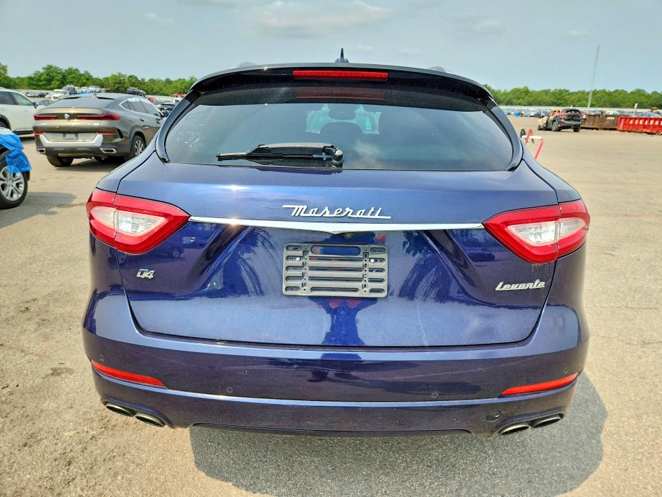 Продажа на аукционе авто 2019 Maserati Levante, vin: ZN661XUA2KX332758, номер лота: 64518556