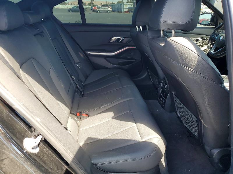 2019 Bmw 330i მანქანა იყიდება აუქციონზე, vin: 3MW5R1J5XK8B03038, აუქციონის ნომერი: 64261666