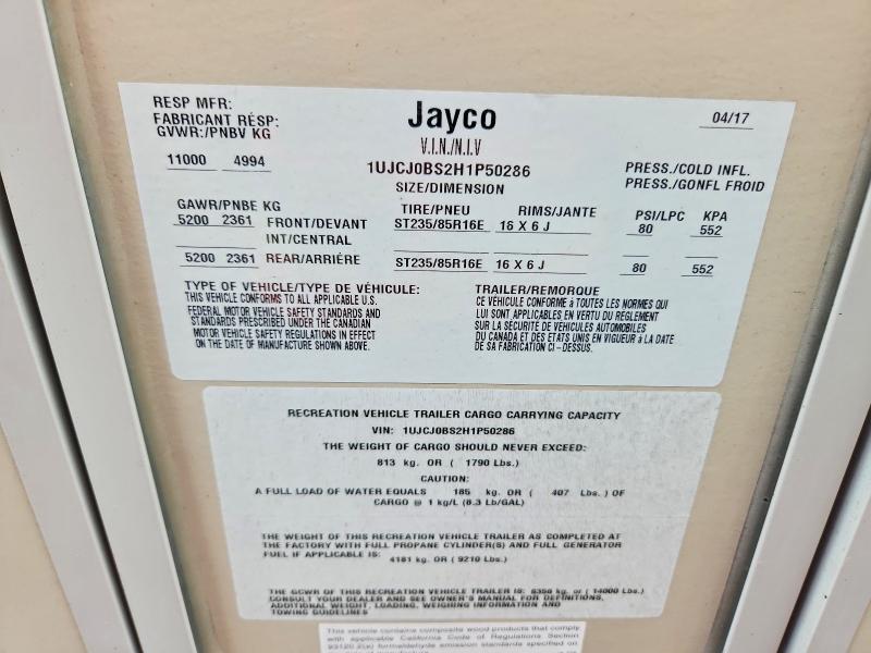64577976 :رقم المزاد ، 1UJCJ0BS2H1P50286 vin ، 2017 Jayco Eagle Ht M-29.5 Bhok مزاد بيع