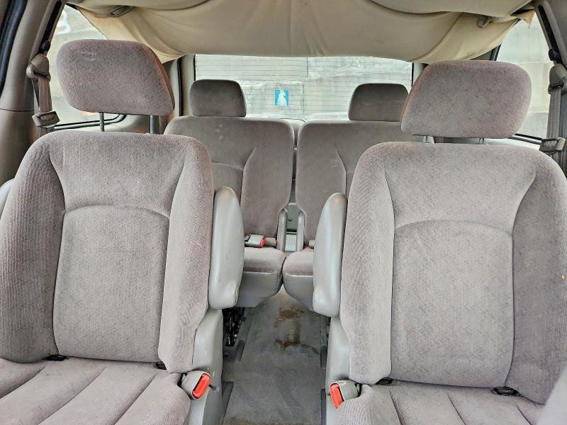 65530456 :رقم المزاد ، 1C4GJ45393B138733 vin ، 2003 Chrysler Voyager مزاد بيع