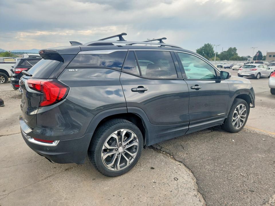 64142026 :رقم المزاد ، 3GKALVEX3JL141197 vin ، 2018 Gmc Terrain مزاد بيع