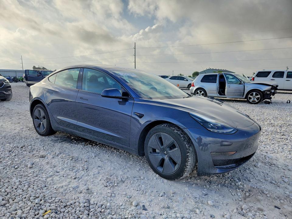 64511636 :رقم المزاد ، 5YJ3E1EA5PF696081 vin ، 2023 Tesla Model 3 مزاد بيع