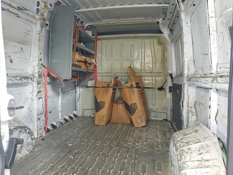 69094406 :رقم المزاد ، 3C6TRVBG5KE518567         vin ، 2019 Ram Promaster 1500 مزاد بيع