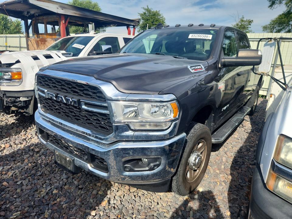 65286586 :رقم المزاد ، 3C6UR5CJ5MG507445 vin ، 2021 Ram 2500 مزاد بيع