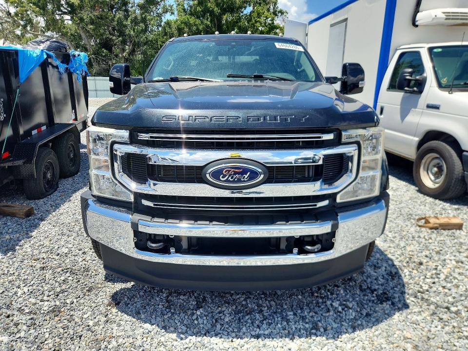 64664286 :رقم المزاد ، 1FD0X4GT1MEC44165 vin ، 2021 Ford F450 مزاد بيع