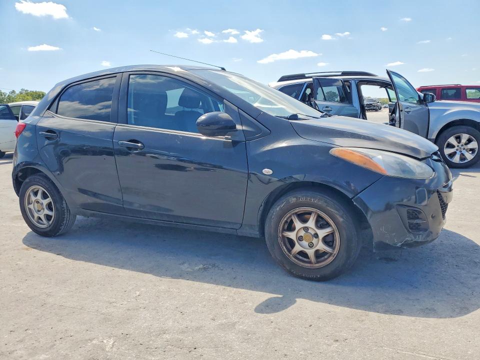 64604976 :رقم المزاد ، JM1DE1HY2B0123451 vin ، 2011 Mazda Mazda2 مزاد بيع