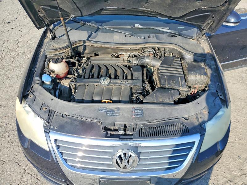 2008 Volkswagen Passat მანქანა იყიდება აუქციონზე, vin: WVWCU73C68P037699, აუქციონის ნომერი: 63620486