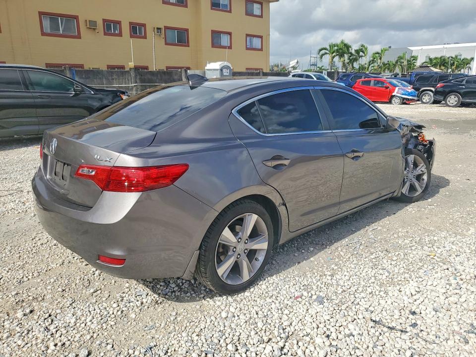 64321646 :رقم المزاد ، 19VDE1F76DE018845 vin ، 2013 Acura Ilx مزاد بيع