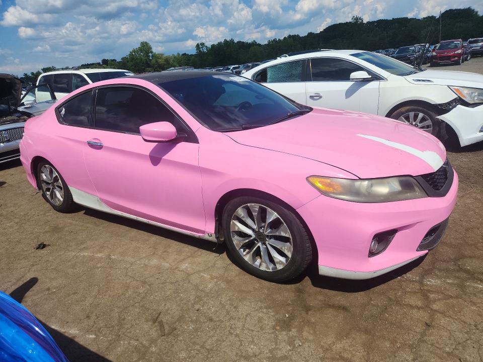 63241806 :رقم المزاد ، 1HGCT1B30FA000151 vin ، 2015 Honda Accord مزاد بيع