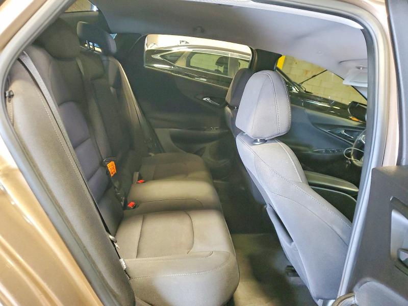Auction sale of the 2018 Chevrolet Malibu, vin: 1G1ZD5ST8JF171876, lot number: 62898206