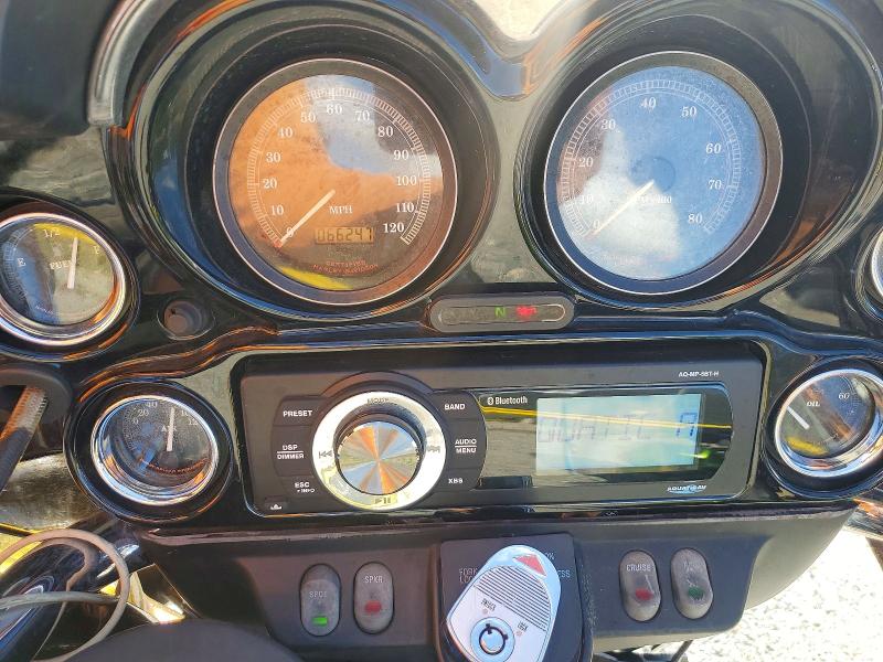 63720926 :رقم المزاد ، 1HD1FCW1XYY621570 vin ، 2000 Harley-davidson Flhtcui مزاد بيع