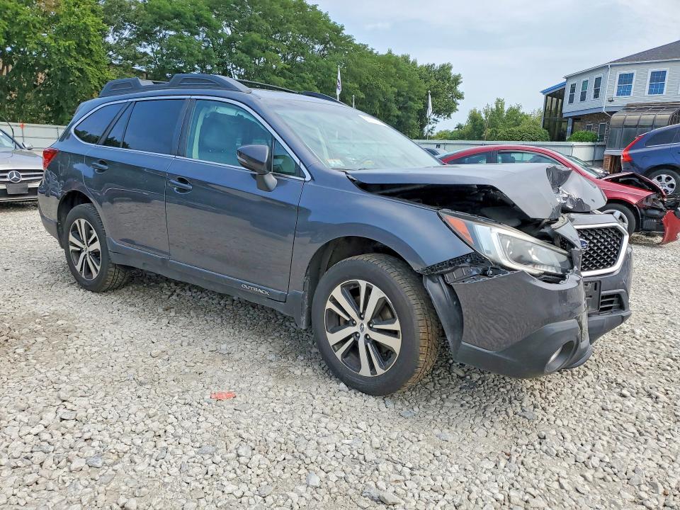 Продажа на аукционе авто 2018 Subaru Outback, vin: 4S4BSAKC2J3304720, номер лота: 63115706