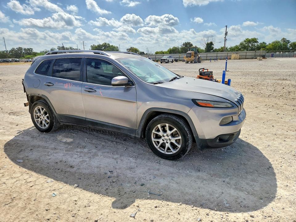 Продаж на аукціоні авто 2016 Jeep Cherokee, vin: 1C4PJLCB4GW160352, номер лоту: 64683596
