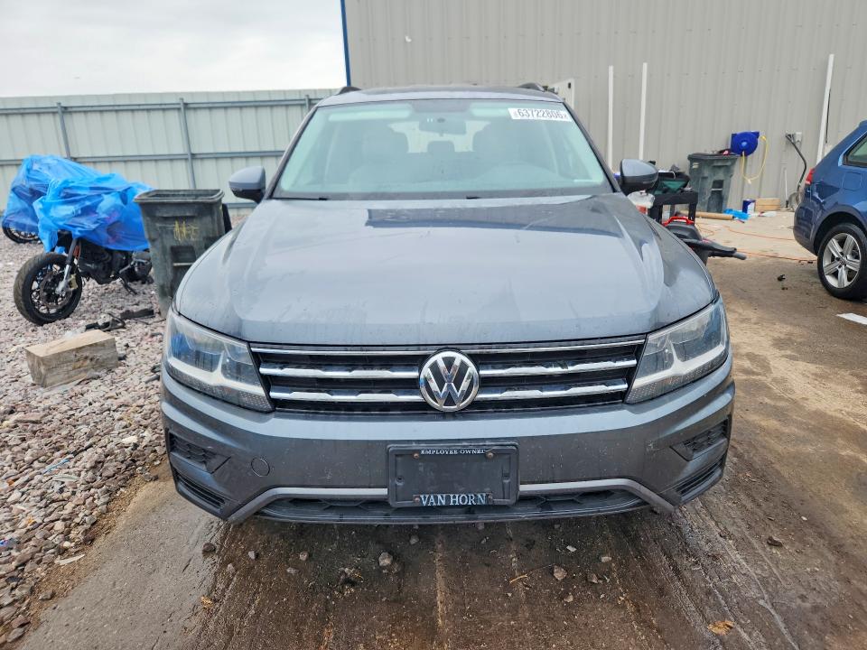 Продажа на аукционе авто 2019 Volkswagen Tiguan, vin: 3VV0B7AXXKM037900, номер лота: 63722806