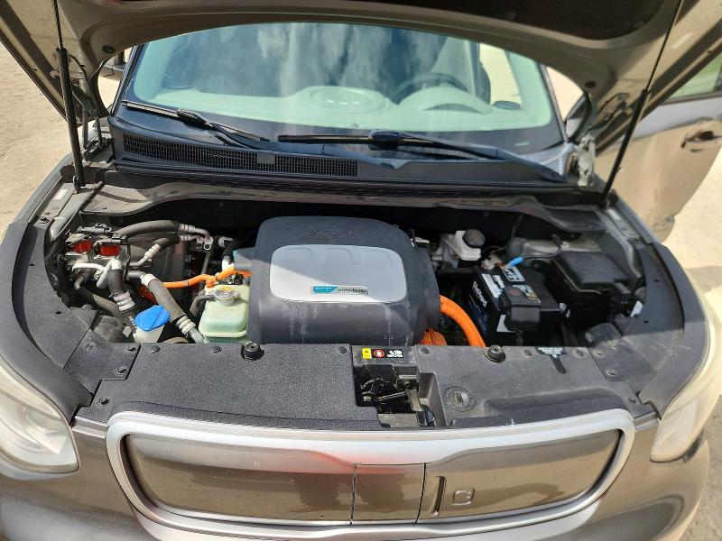 63145726 :رقم المزاد ، KNDJP3AE9J7026665 vin ، 2018 Kia Soul Ev مزاد بيع